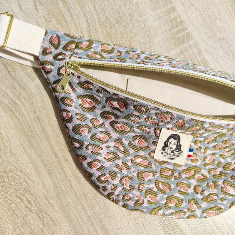 Sac Banane Léopard Rose