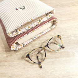 Pochette à livres [poche] velours Léopard Coeurs